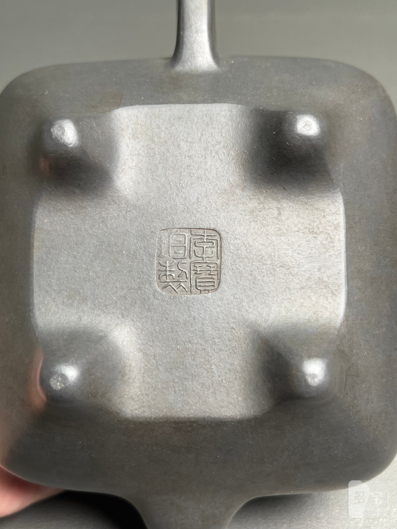 民国  “李宝珍”制传炉紫砂壶 - 图32
